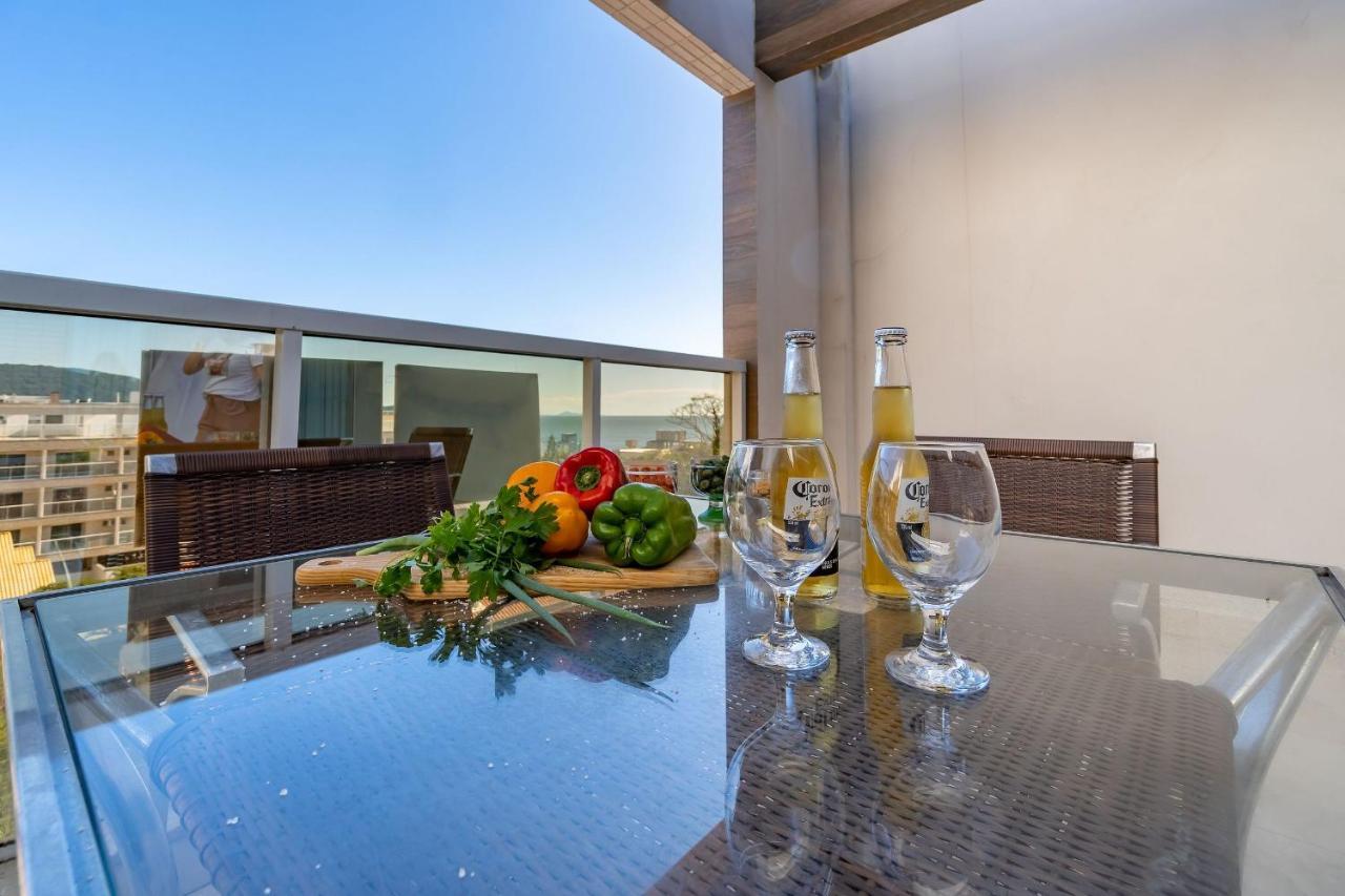 Ampla Cobertura Duplex Em Condominio Com Piscina Бомбіняс Екстер'єр фото