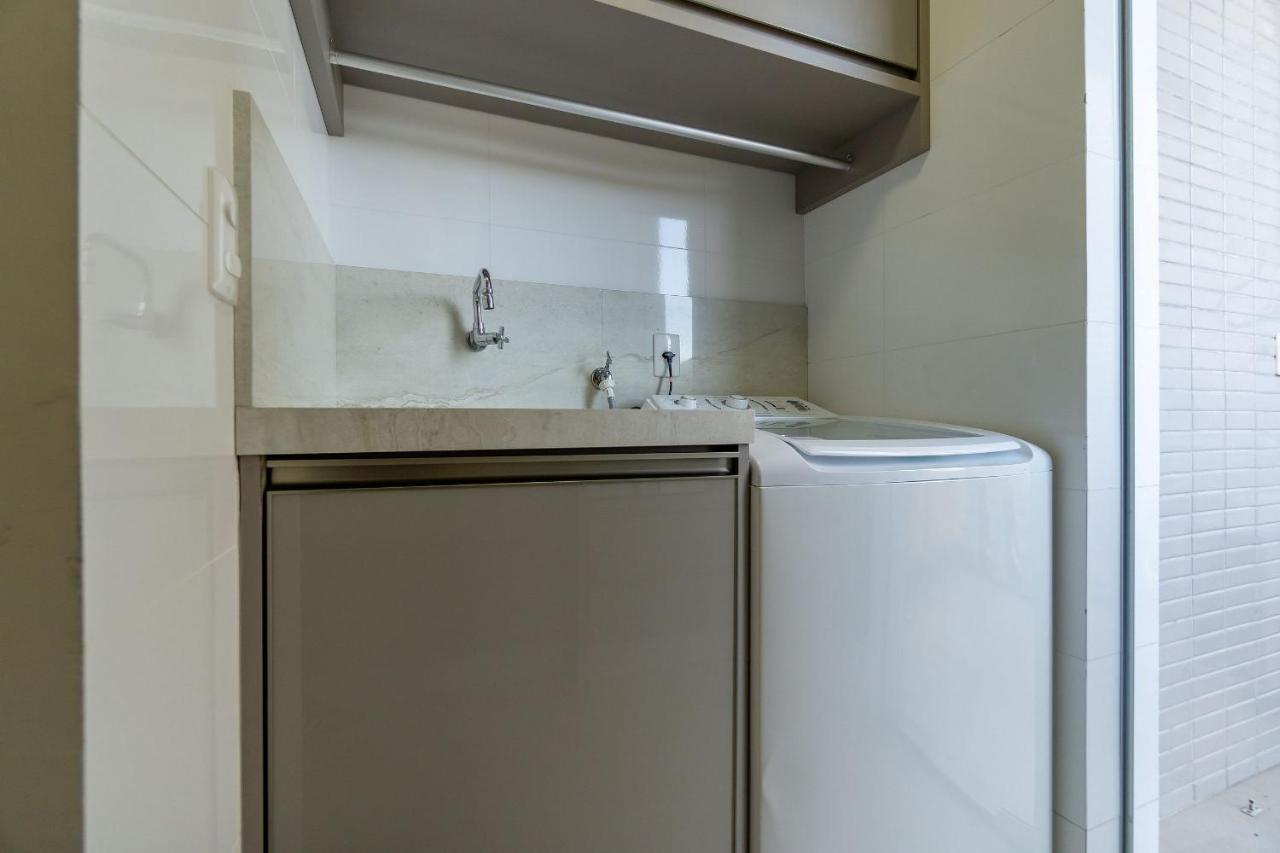 Ampla Cobertura Duplex Em Condominio Com Piscina Бомбіняс Екстер'єр фото